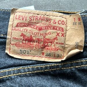 Levi 501 Button Flys 36x32